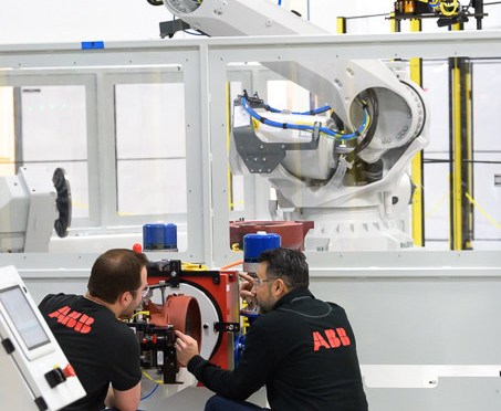 ABB Sells First Robot Manufactured In U.S.